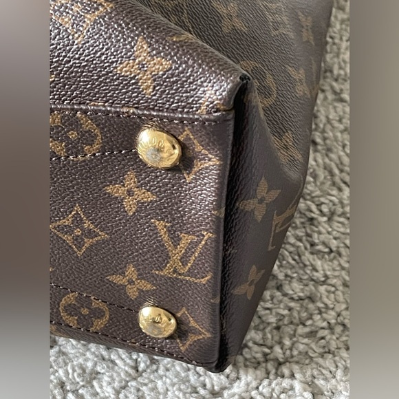 Louis Vuitton monogram V tote bag handbag Monogram Canvas and Leather Brown, Red - Picture 15 of 17